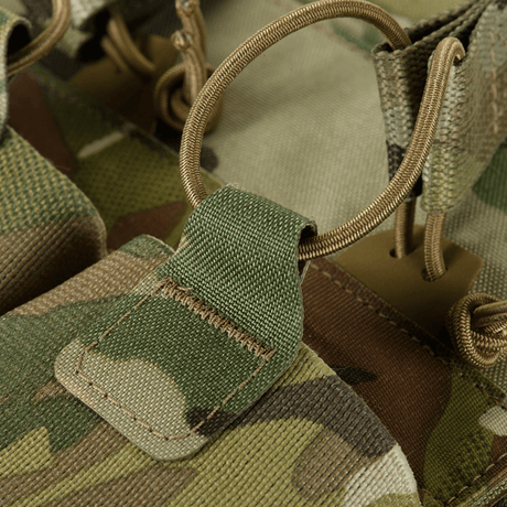 Detaljer af M-Tac Plate Carrier Cuirass FAST XL QRS med camouflagemønster, designet til beskyttelsesplader, Cordura 500D materiale.