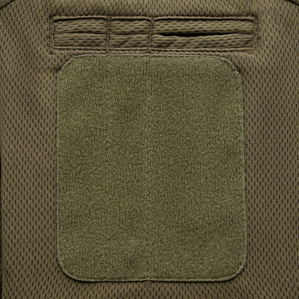 M-Tac Polo Elite Tactical Coolmax med fugttransporterende stof og anti-statisk tråd, designet til politi og sikkerhedsarbejde.