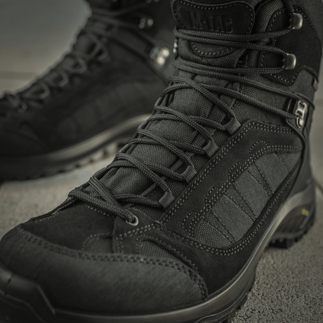 M-Tac Taktiske Demi-Season Støvler Pro Line med Vibram-sål i sort suede og Cordura for komfort og holdbarhed.