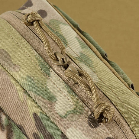M-Tac Utility Taske Elite Medium i multicam med slidstærkt materiale og robust dobbeltskinnet lynlås, galleri position 1.