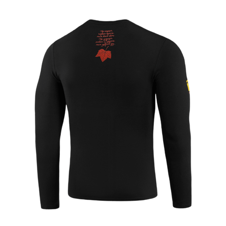 M-Tac Viburnum T-Shirt Long Sleeve med rødt mønster på ryggen, symboliserer national stolthed og historie, sort langærmet design.