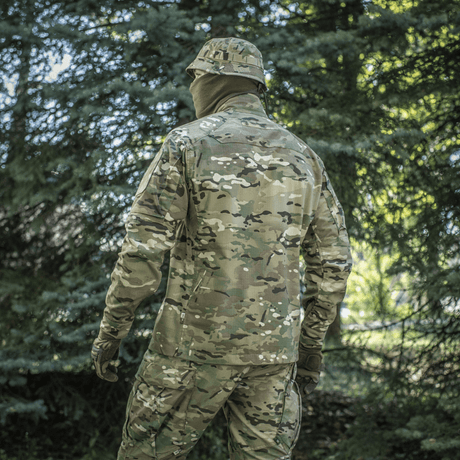 M-Tac Jakke Sturm Gen.II NYCO Extreme i multicam med NIR-teknologi, ideel til taktisk og udendørs brug. Camouflage tilpasset alle terræner.