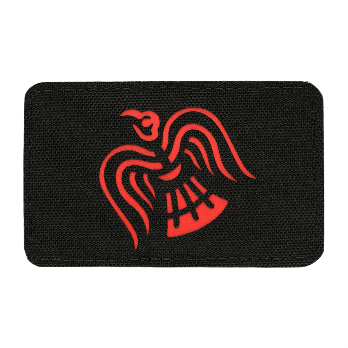 M-Tac Patch Ravneflag Laser Cut med sort ravn, velegnet til uniform eller taktisk udstyr. Cordura 500D og laserskåret. Størrelse 80x50 mm.