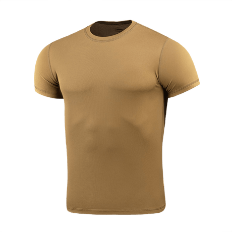 M-Tac Tactical Sweat-Wicking T-Shirt Summer i beige, 100% polyester med svedtransporterende egenskaber og anatomisk pasform til aktiv brug.