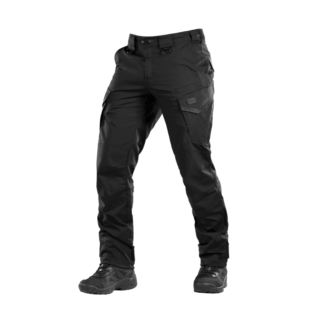 M-Tac Taktiske Bukser Aggressor Gen. II Flex i sort, ideelle til træning og arbejde, med slidstærkt rip-stop stof og vandafvisende belægning.