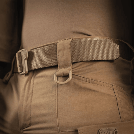 M-tac Taktiske Bukser Conquistador Gen. I Flex i polycotton Rip-stop Flex, velegnede til udendørsaktiviteter som camping og skydebane.