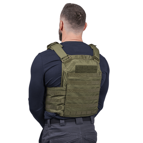 EA Plate Carrier Grøn i galleri position 1 med modulært bæresystem, justerbare stropper og NIJ-certificeret skudsikker beskyttelsesvest.