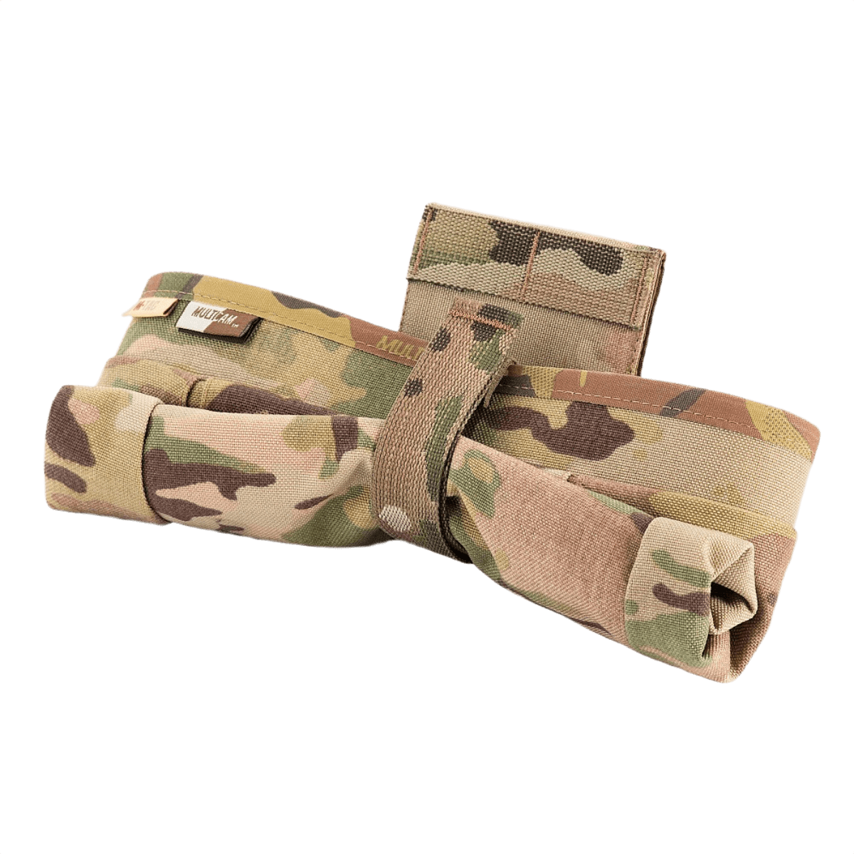 M-Tac Mag Drop Pouch Elite i camouflage design, til sikker opbevaring og hurtig adgang til våbenmagasiner med MOLLE-fastgørelser.