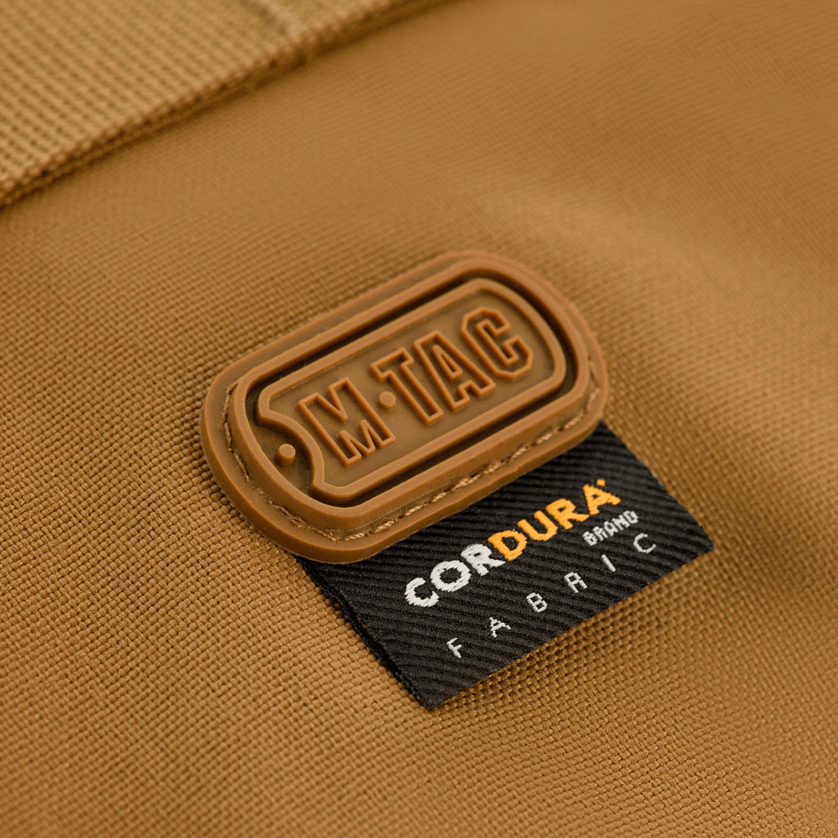 Nærbillede af M-Tac Toilettaske Elite Gen.II med Cordura stofmærkat