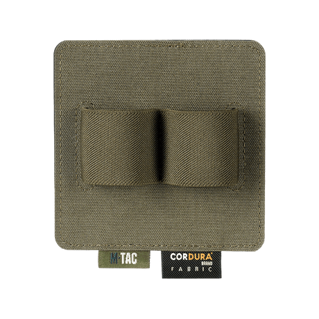 M-Tac Double Mag Pouch Hook Backed Magazine med justerbare rum til to magasiner eller små værktøjer, i olivengrøn Cordura stof.
