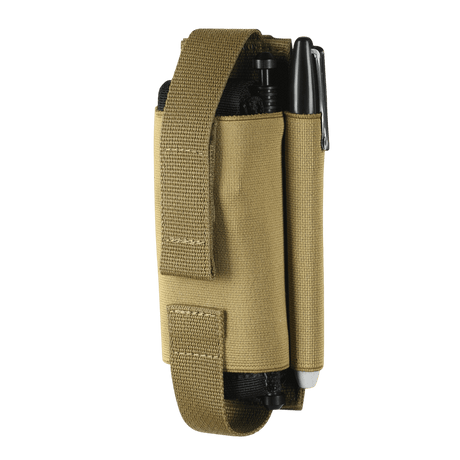 M-Tac Elastisk Tourniquet Pouch Molle Gen.III i beige Cordura, med elastik og rum til markeringspen, set fra siden.