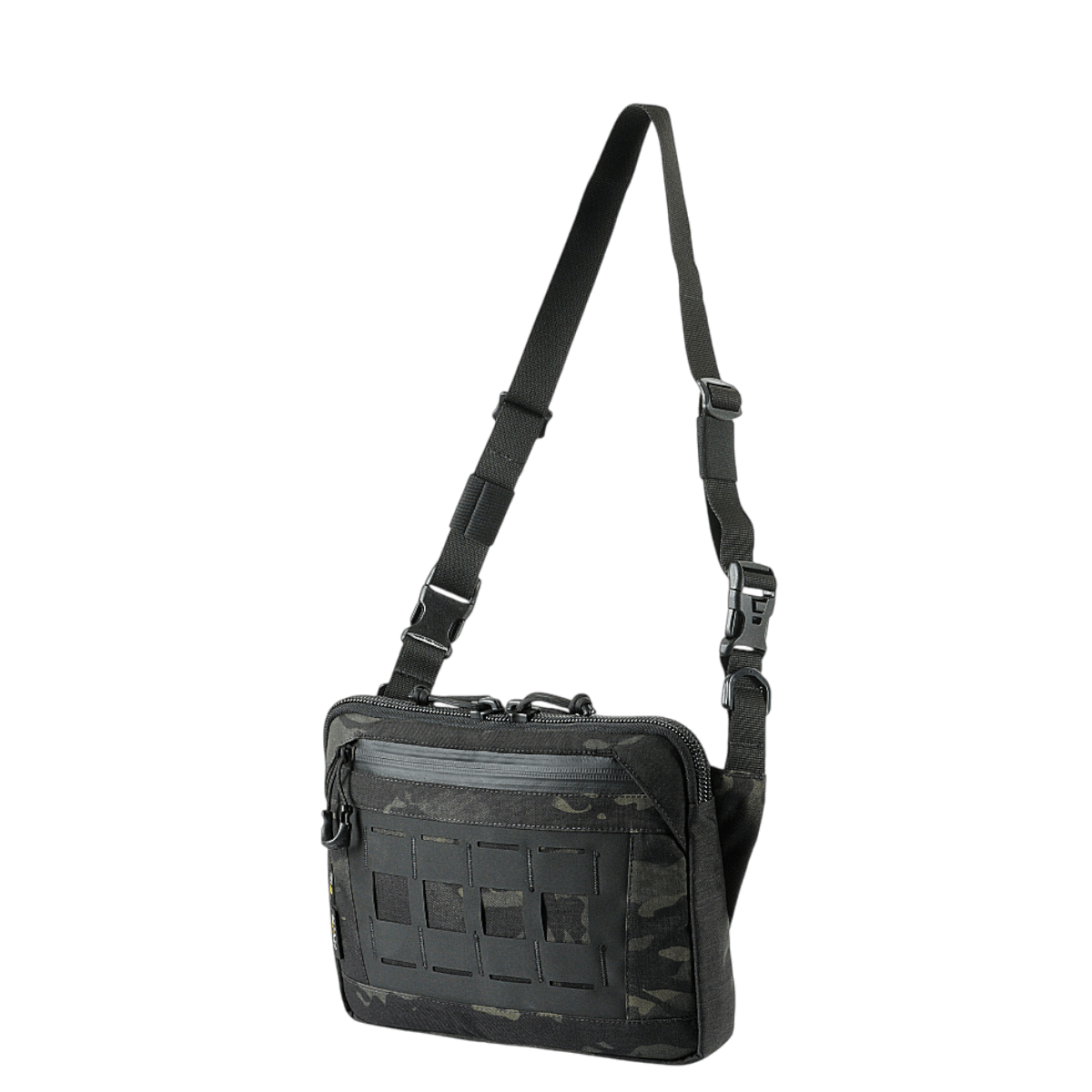 M-Tac Admin Taske Elite lavet af slidstærk Cordura 500D med justerbar skulderrem og kvalitetslynlåse, ideel til daglig brug.