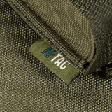 M-Tac Gasdåseholder Vertikal i militærgrønt materiale med kraftig syning og M-Tac logo, praktisk til beskyttelsesudstyr.