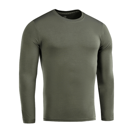 M-Tac Long-sleeve T-shirt 93/7 i olivengrøn, fremstillet af 93% bomuld og 7% elastan, velegnet til hverdag, uniformer og udendørs aktiviteter.