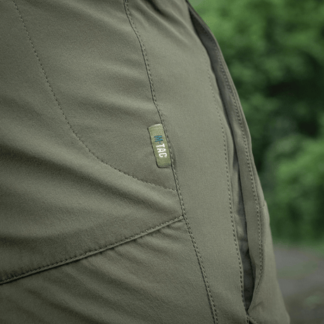 M-Tac Shorts Rubicon Flex i mørk oliven med vandafvisende materiale og YKK lynlåse, ideel til sommer og maksimal bevægelsesfrihed.