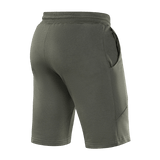 M-Tac Shorts Casual Fit Cotton i mørkegrøn set bagfra, med elastisk talje og sidelommer, ideelle til sommeraktive aktiviteter.