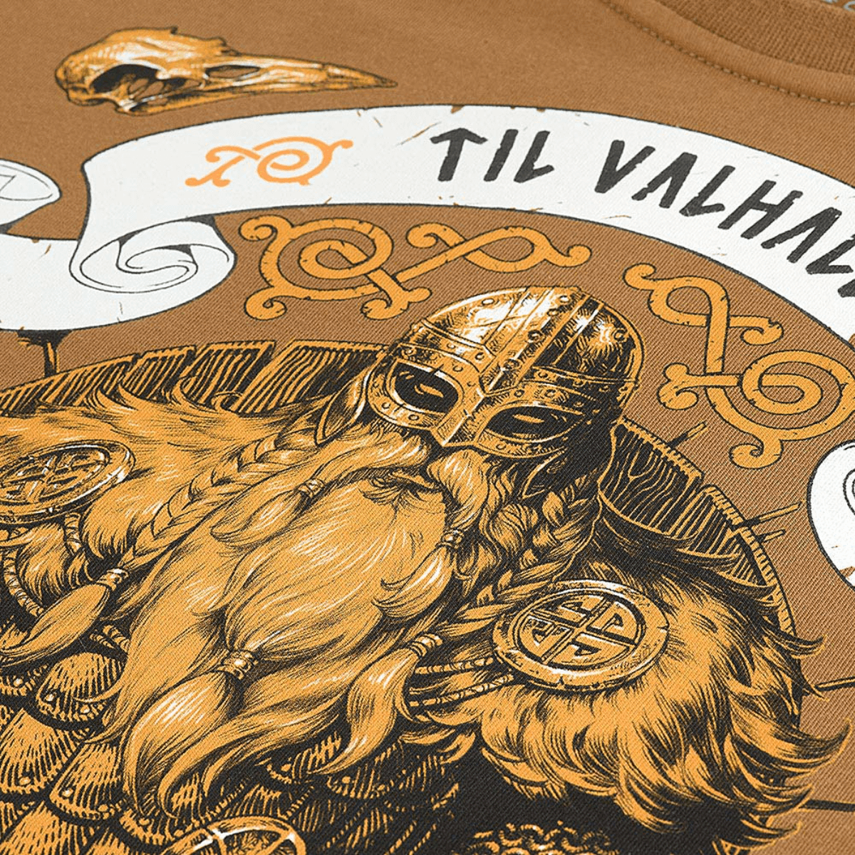 M-Tac T-shirt Viking med vikingemotiv og teksten 'Til Valhall', fremhæver mod og skandinavisk arv, ideel til dem med kampgejst.
