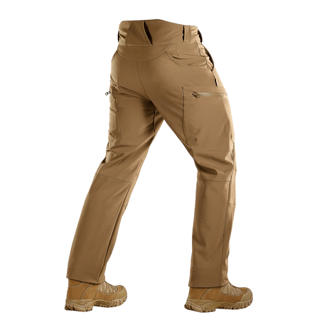 M-Tac Bukser Soft Shell Vinter i beige med fleecefor til varmeisolering og åndbarhed, perfekte til efterår og vinter udendørsaktiviteter.