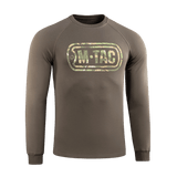 M-Tac Raglan Logo med camouflageprint på brystet, 95% bomuld og 5% elastan, perfekt til militær og taktisk brug siden 2014.