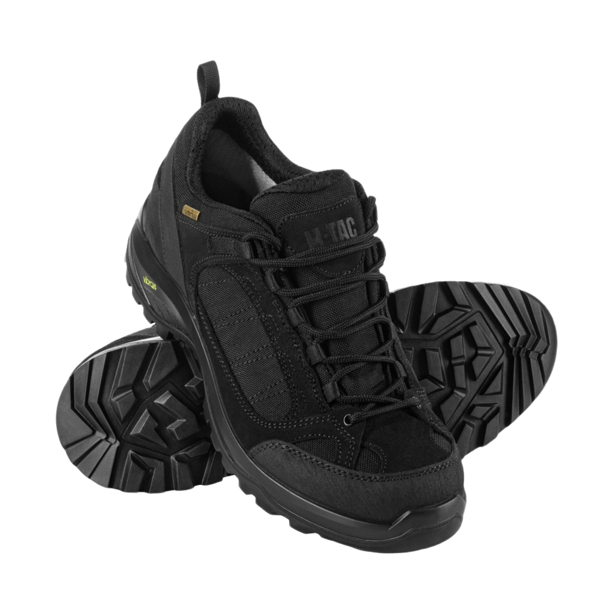 M-Tac Sneakers Tactical Demi-Season Pro Line i sort med robuste Vibram-såler, designet til træning og taktiske aktiviteter.