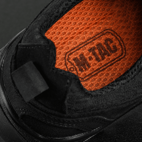 Indersål af M-Tac Tactical Sneakers Patrol R Vent med orange mesh for komfort, ideel til trekking og daglig brug.