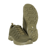 M-Tac Tactical Sneakers IVA i olivengrøn farve, lette og slidstærke for trekking og outdoor-aktiviteter med åndbart mesh og forstærket hæl og tå.