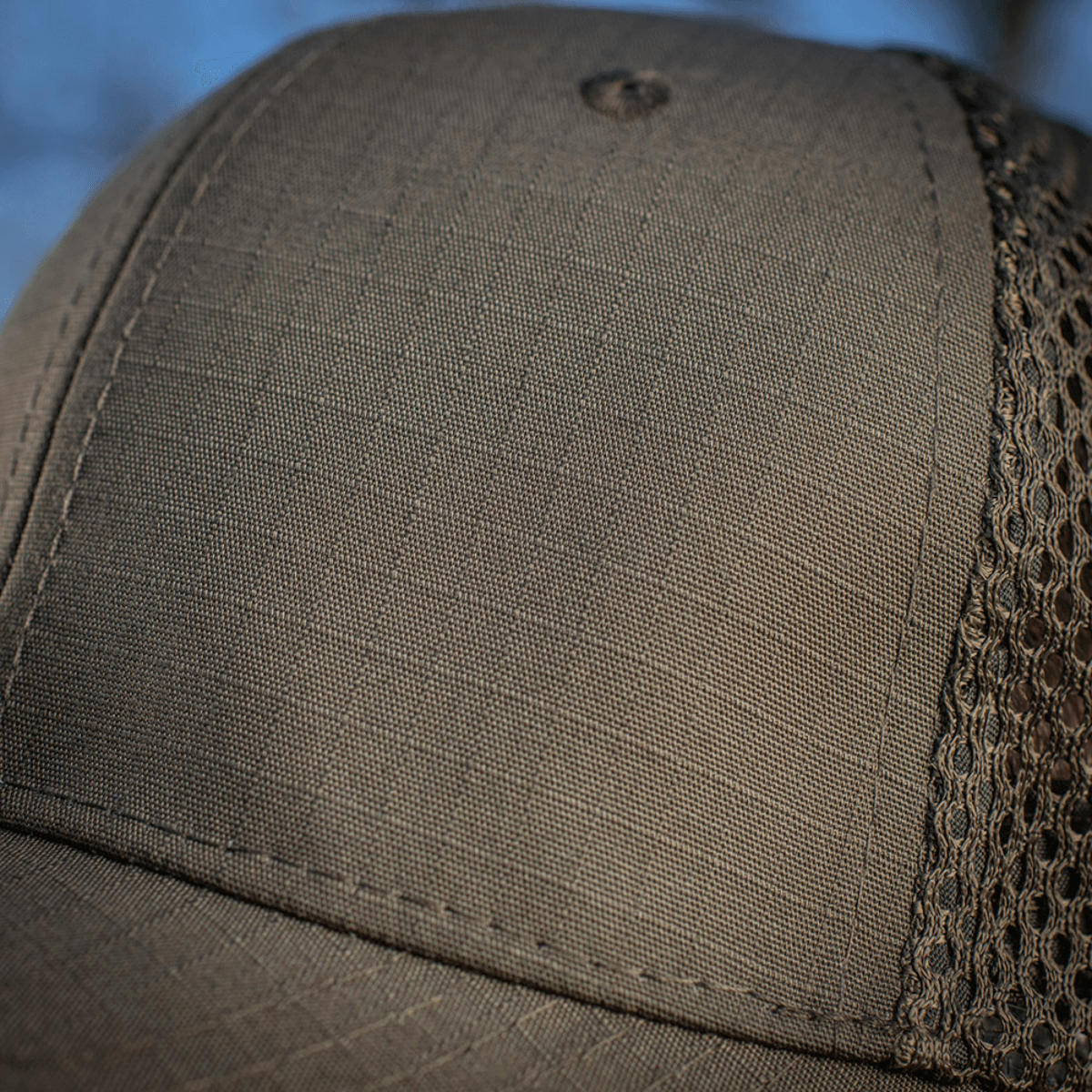M-Tac Mesh Flex Ripstop Baseball Cap med ripstop front og mesh paneler for optimal ventilation og komfort til udendørs brug.