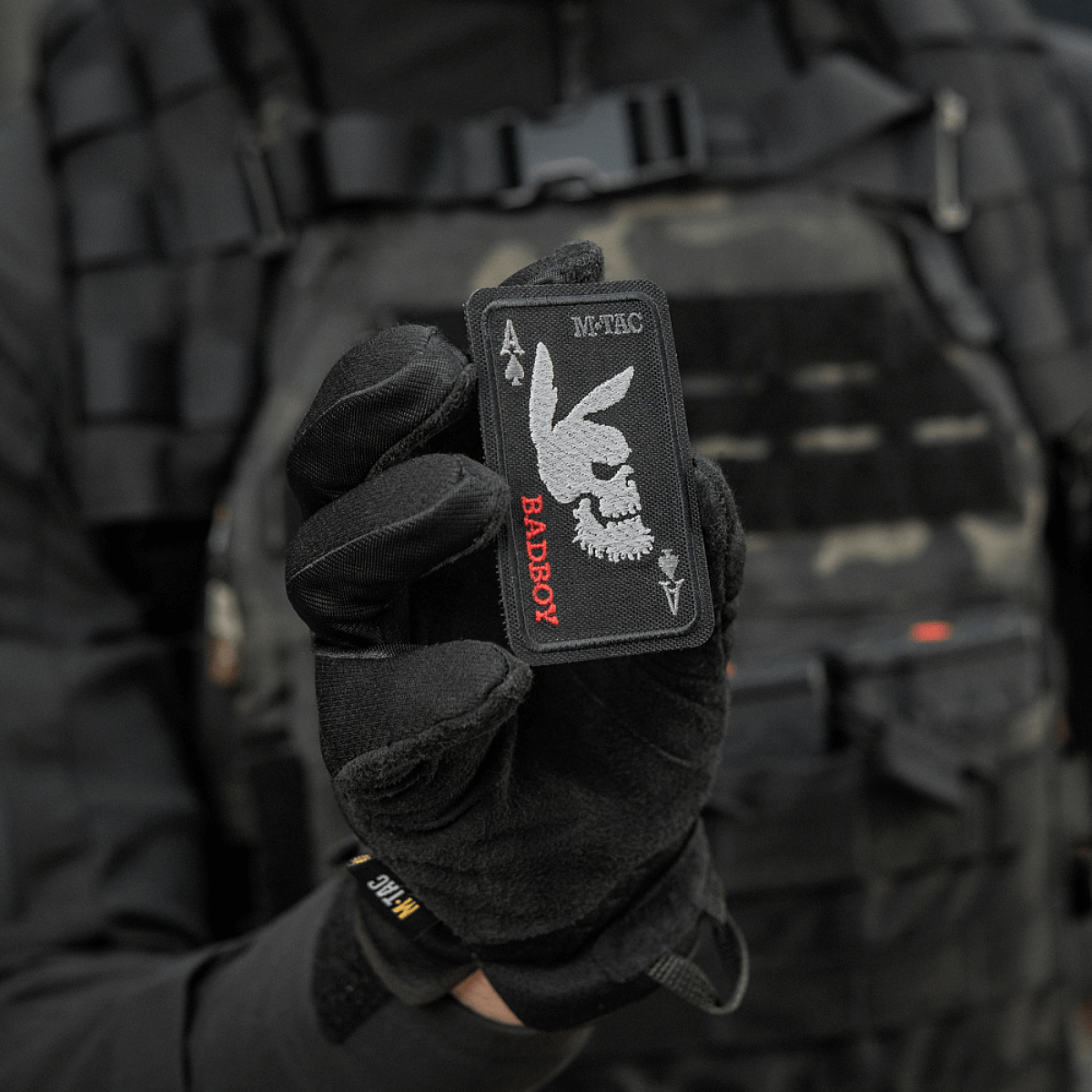 M-Tac Patch Bad Boy (Broderi) i Cordura 500D med kanin kranium, Ace of Spades motiv, fastgøres med velcro, symboliserer mod og frihed.