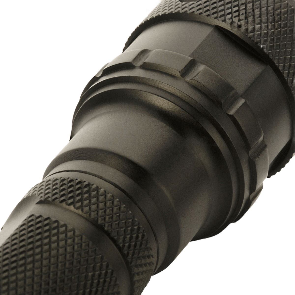 M-Tac Lommelygte P4 taktisk LED-lommelygte med aluminiumlegering, fokuseret lys og flere lysfunktioner til outdoor og hverdagsbrug.