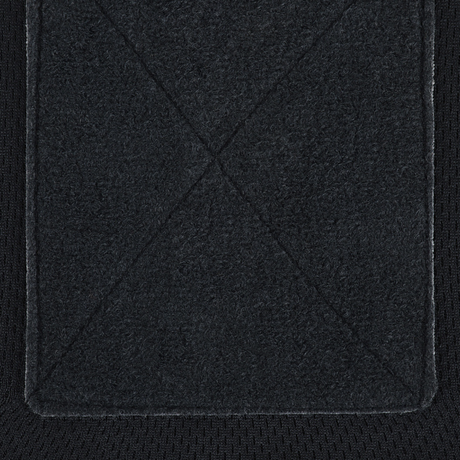 Detaljeret visning af M-Tac Athletic Tactical Gen.II T-shirt med high-tech stofdesign og syninger.