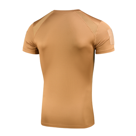 M-Tac Athletic Tactical Gen.II T-shirt set bagfra, med fugttransporterende og åndbart materiale for optimal ydeevne.