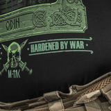 Detaljer af M-Tac T-Shirt Night Vision med Odin-print og teksten 'Hardened by War' i nordisk stil.