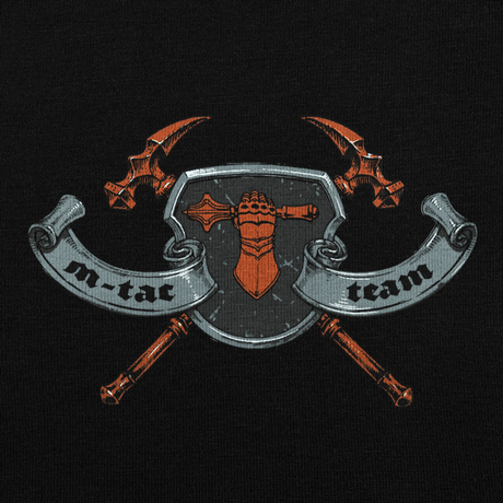 M-Tac T-Shirt Steel Knight design med skjold, korslagte sværd og "m-tac team" banner i midten.