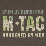M-Tac T-Shirt Logo Long Sleeve med "Born by Revolution – Hardened by War" slogan og camouflage design.