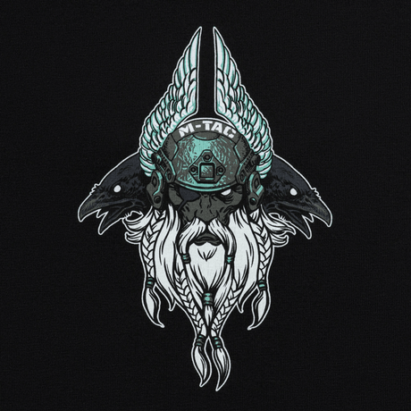 Illustration af Odin med moderne kampudstyr og ravne, som pryder M-Tac T-Shirt Odin Mystery Long Sleeve 