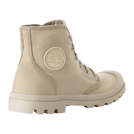 M-Tac Sneakers i klassisk design med 6 metalliserede snørehuller og robust gummisål, ideel til udendørs aktiviteter og hverdagsbrug.