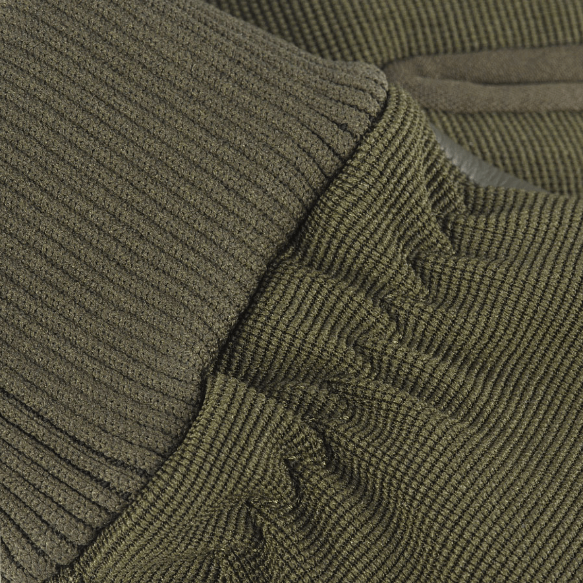 Detalje af M-Tac Handsker Assault Tactical Mk.8 elastiske manchetter, der viser tekstur og farve på de taktiske handsker.