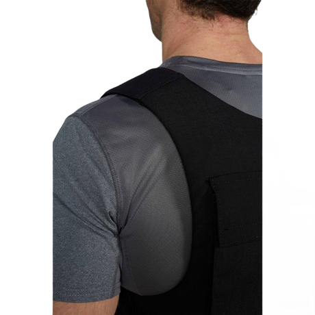 Anorak Duty III Cover ergonomisk design til politibetjente, fremstillet med CORDURA® og Coolmax® for antibakteriel og letvægtskomfort.