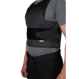 Anorak Concealable III Cover båret af mand, designet til skjult beskyttelse med RIP-STOP og Coolmax® materialer, let og komfortabel.