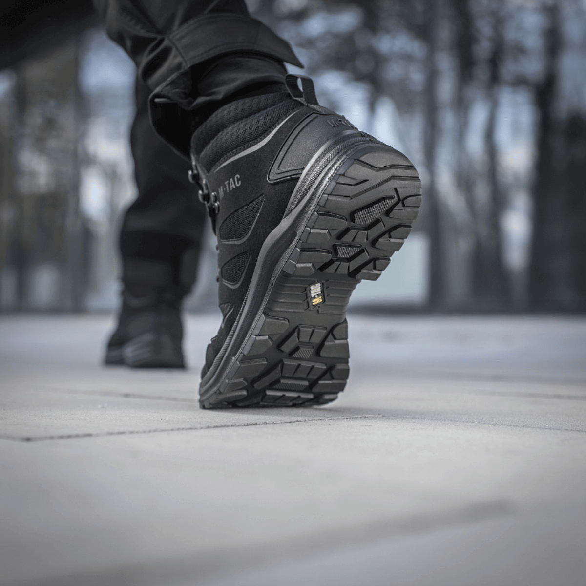 M-Tac Taktiske Sommerstøvler Iva designet til maksimal komfort og ventilation, perfekt til varme forhold og taktiske opgaver.