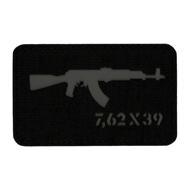 M-Tac AKM 7,62x39 Laser Cut Patch med Velcro til taktisk brug og slidstærk Cordura 500D designet til militær og outdoor aktiviteter.