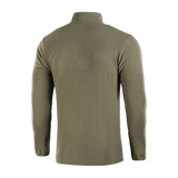 Bagside af M-Tac Delta Fleece Jakke i olivengrøn, ideel til koldt vejr med behagelig pasform og tommelhuller i ærmerne.