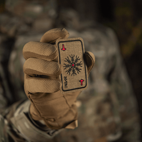 M-Tac Patch Kort Helm of Horror (Broderi) med ægishjálmur symbol, broderet på Cordura 500D, fastgjort med velcro, 8x5 cm