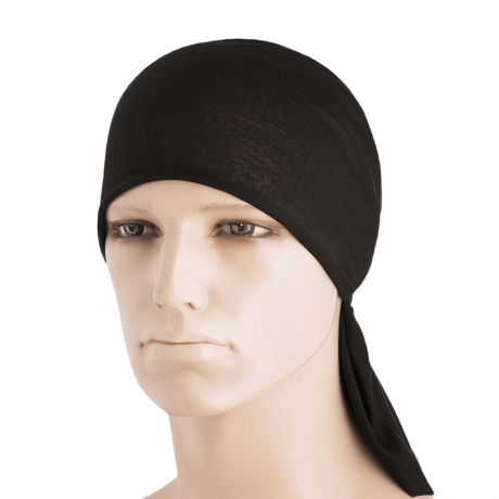 Modemand med M-Tac Let Tubehalstørklæde som balaklava, perfekt til airsoft, vandreture og cykling. Let, strækbar og hurtigtørrende.