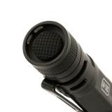 M-Tac Lommelygte P21 - kompakt og lysstærk LED-lommelygte i aluminium, ideel til EDC og outdoor brug, med Cree XR-E P4-WC LED.