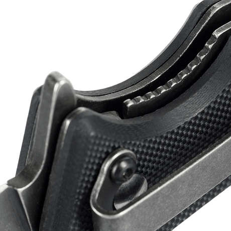 Detalje af M-Tac Outdoor & Militær foldekniv - Type 8, viser det holdbare krom rustfri stål klinge og taktile håndtag.