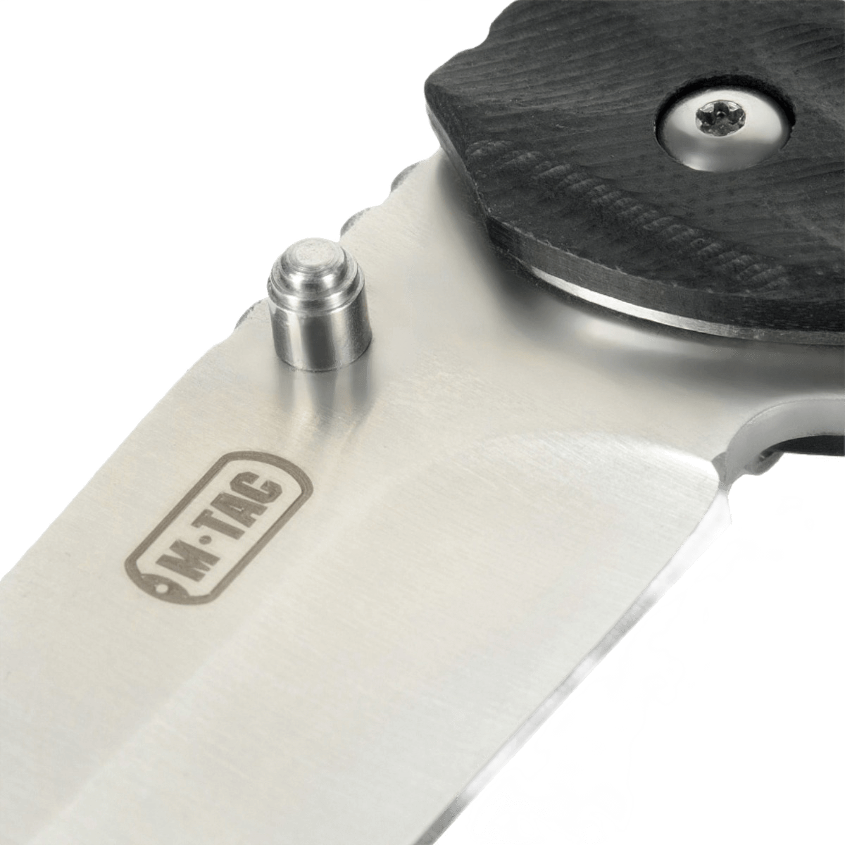 Nærbillede af M-Tac Outdoor & Militær foldekniv - Type 8 med klinge i krom rustfrit stål.