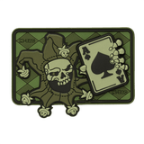 M-Tac Patch Joker Skull 3D PVC med joker og es i dødskort design, taktisk morale patch i PVC med velcro, 78 x 55 mm.
