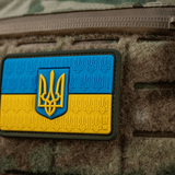M-Tac Patch Ukraine Flag med Våbenskjold med Trident i 3D-relief, PVC, på beklædning med velcro, 8x5 cm.