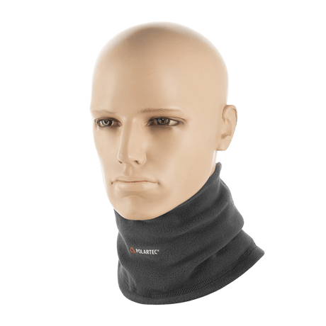 M-Tac Polartec Lang Tubehalstørklæde på mannequin, lavet af Polartec Micro Series fleece, ideelt mod vind og let nedbør.